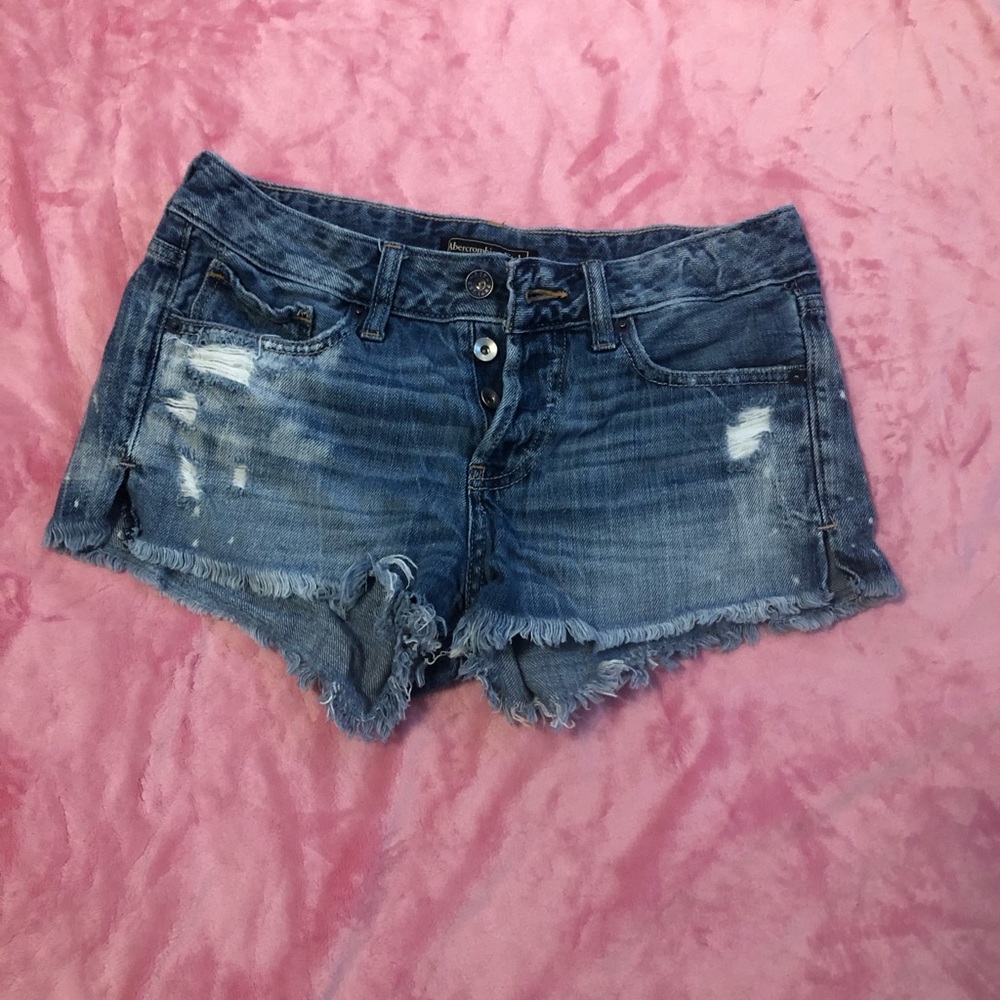 🎉 3 FOR $25 🎉 
Abercrombie and Fitch Jean shorts